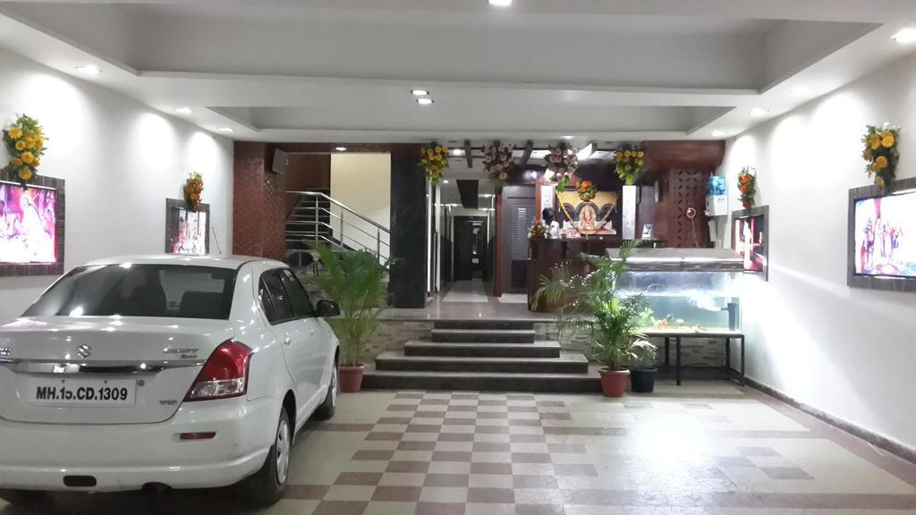Hotel Sai Galaxy Inn Shirdi Exterior foto